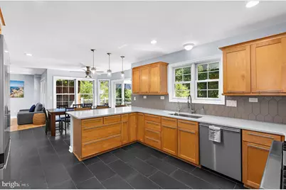 102 Brewer Avenue, Annapolis, MD 21401 - Photo 9