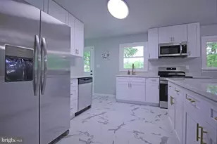 107 St Charles Rd, Baltimore, MD 21225 - Photo 7