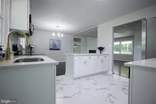 107 St Charles Rd, Baltimore, MD 21225 - Photo 5