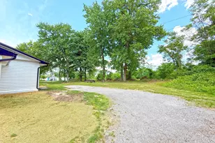 107 St Charles Rd, Baltimore, MD 21225 - Photo 3