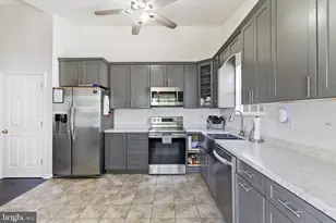 761 207th St, Pasadena, MD 21122 - Photo 5