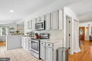1217 Pine Ave, Shady Side, MD 20764 - Photo 15