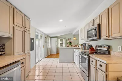 1217 Pine Avenue, Shady Side, MD 20764 - Photo 13