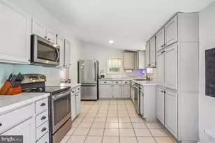 1217 Pine Ave, Shady Side, MD 20764 - Photo 11