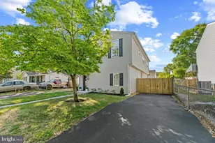 771 209th St, Pasadena, MD 21122 - Photo 3