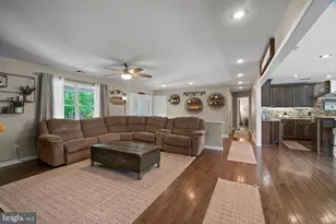 603 Nathans Way, Pasadena, MD 21122 - Photo 7
