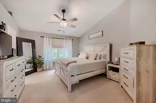 8201 Hillsboro Ct, Pasadena, MD 21122 - Photo 17