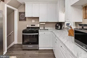 5208 Patrick Henry Dr, Baltimore, MD 21225 - Photo 9