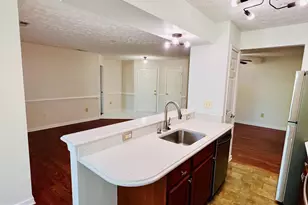 2406 Forest Edge Ct, Odenton, MD 21113 - Photo 3