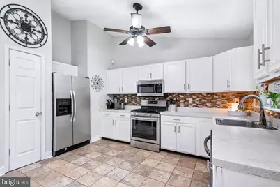 7864 Dero, Pasadena, MD 21122 - Photo 7