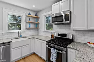 8 Highland Ave, Annapolis, MD 21403 - Photo 19