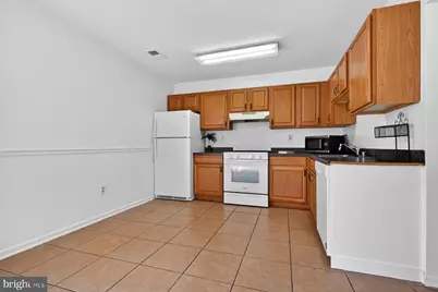 1610 E Bancroft Lane, Crofton, MD 21114 - Photo 5