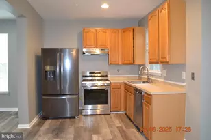 1302 Hill Born Dr, Hanover, MD 21076 - Photo 7