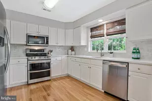 308 Arlington Ct, Severn, MD 21144 - Photo 9