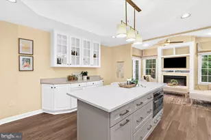 334 Colony Point Pl, Edgewater, MD 21037 - Photo 13