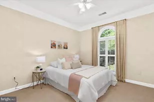 334 Colony Point Pl, Edgewater, MD 21037 - Photo 25