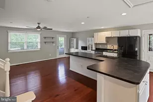 422 Porpoise Ln, Riva, MD 21140 - Photo 5