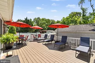 1069 Locust Dr, Pasadena, MD 21122 - Photo 29