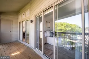 2118 Chesapeake Harbour Dr E, Annapolis, MD 21403 - Photo 9
