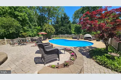 6107 Traceys Overlook Road, Tracys Landing, MD 20779 - Photo 5