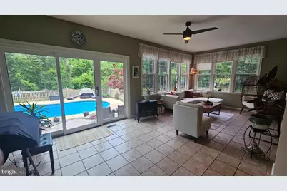 6107 Traceys Overlook Road, Tracys Landing, MD 20779 - Photo 9