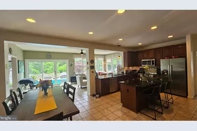 6107 Traceys Overlook Road, Tracys Landing, MD 20779 - Photo 5