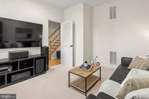 1056 Pipistrelle Ct, Odenton, MD 21113 - Photo 11