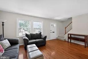 1691 Freemont Ct, Crofton, MD 21114 - Photo 3