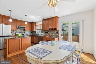211 Gray Fox Ct, Edgewater, MD 21037 - Photo 7