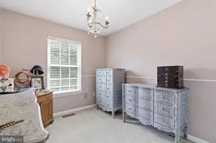 8119 Gray Stone Ln, Pasadena, MD 21122 - Photo 19