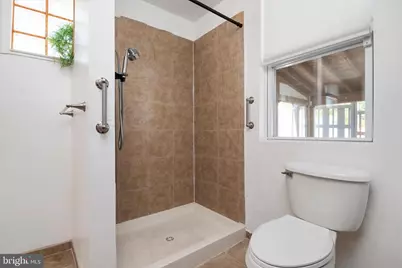207 W 11th Avenue, Brooklyn, MD 21225 - Photo 17