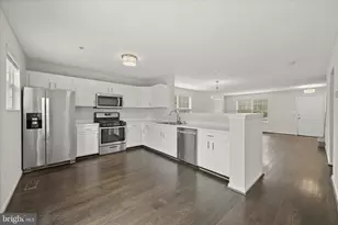 470 Renfro Ct, Glen Burnie, MD 21060 - Photo 7