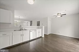 470 Renfro Ct, Glen Burnie, MD 21060 - Photo 9