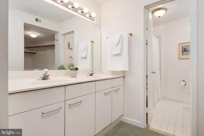 2004 Quay Village Court #T1, Annapolis, MD 21403 - Photo 23
