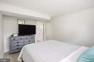 300 Townsend Ave, Brooklyn, MD 21225 - Photo 29