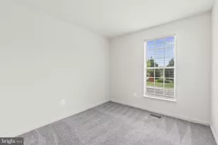 233 Kirbys Landing Ct, Odenton, MD 21113 - Photo 23