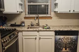 1071 Kings Rd, Pasadena, MD 21122 - Photo 3