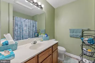 7840 Foxfarm Ln, Glen Burnie, MD 21061 - Photo 9