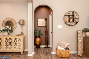 8323 Pondview Dr, Millersville, MD 21108 - Photo 21