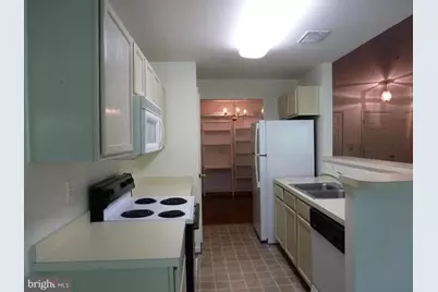2026 Gov Thomas Bladen Way #301, Annapolis, MD 21401 - Photo 11