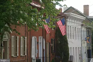 34 Pinkney St, Annapolis, MD 21401 - Photo 5