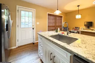 1603 Carlyle Dr, Crofton, MD 21114 - Photo 3