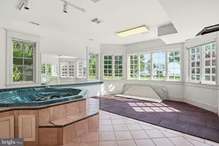 2562 Carrollton Rd, Annapolis, MD 21403 - Photo 25