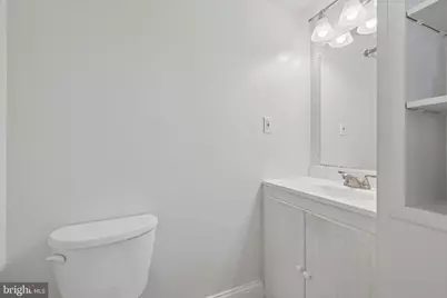 7961 Oakwood Road, Glen Burnie, MD 21061 - Photo 17