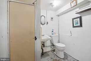 4931 Brookwood Rd, Brooklyn, MD 21225 - Photo 25