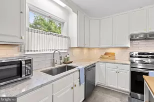 5630 Dartmouth St, Churchton, MD 20733 - Photo 23
