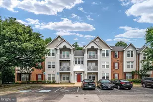 2452 Apple Blossom Ln, Odenton, MD 21113 - Photo 1