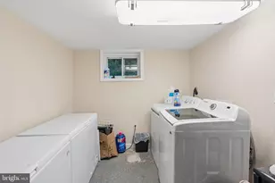 111 3rd Ave, Baltimore, MD 21225 - Photo 43
