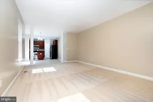 7307 Gardenia Ln, Glen Burnie, MD 21060 - Photo 13