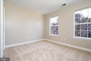 7307 Gardenia Ln, Glen Burnie, MD 21060 - Photo 23